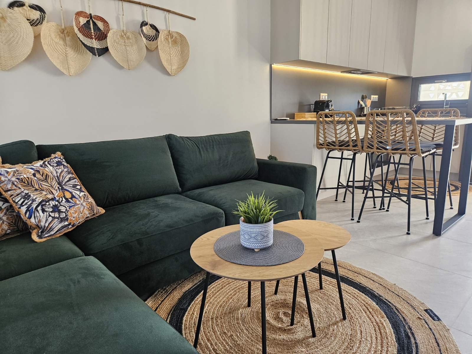 Living Room & Kitchen